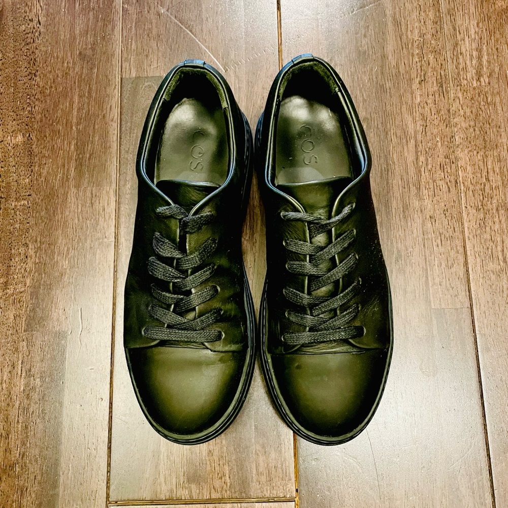 COS Leather Sneakers in Forest Green
